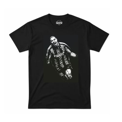 Polera de Adriano, leyenda del fútbol
