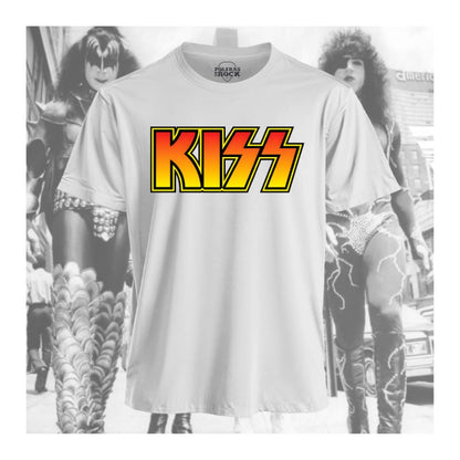 Polera blanca de Kiss