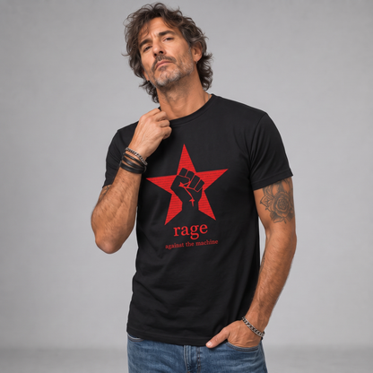 Modelo con la polera de Rage Against The Machine de Poleras de Rock