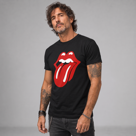 Modelo con la polera de Rolling Stones de Poleras de Rock