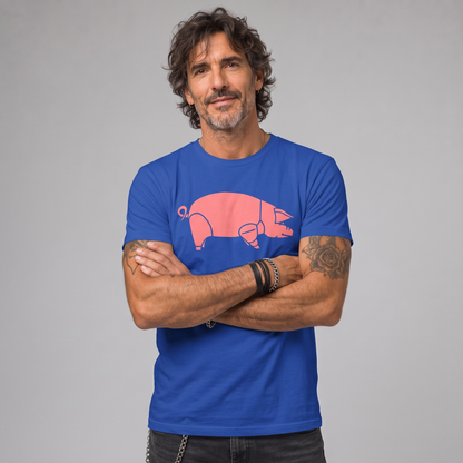 Modelo con la polera de Pink Floyd Animals cerdo rosado de Poleras de Rock