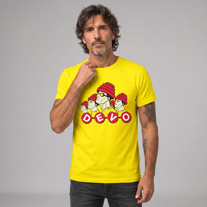 Modelo con la polera de Devo de Poleras de Rock